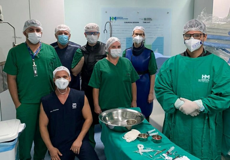 Cirurgia inedita metropolitano.jpeg Cirurgia inedita metropolitano.jpeg