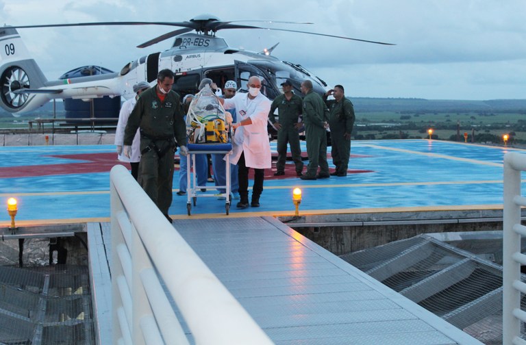 Bebê cardiopata é transferida de helicóptero para o Hospital Metropolitano (3).JPG Bebê cardiopata é transferida de helicóptero para o Hospital Metropolitano (3).JPG