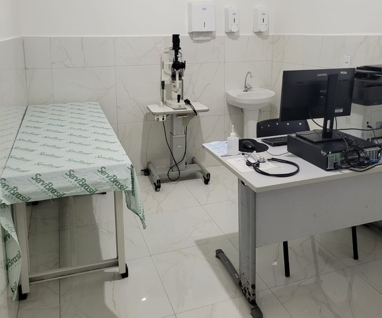O consultório dispões de um espaço mais amplo e mais equipamentos.jpg