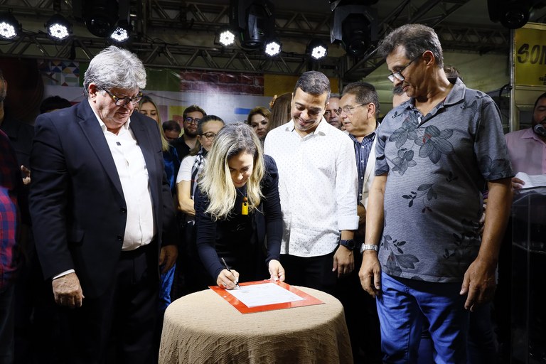 Abertura do Salao de Artesano em CG Foto Francisco França (10).JPG