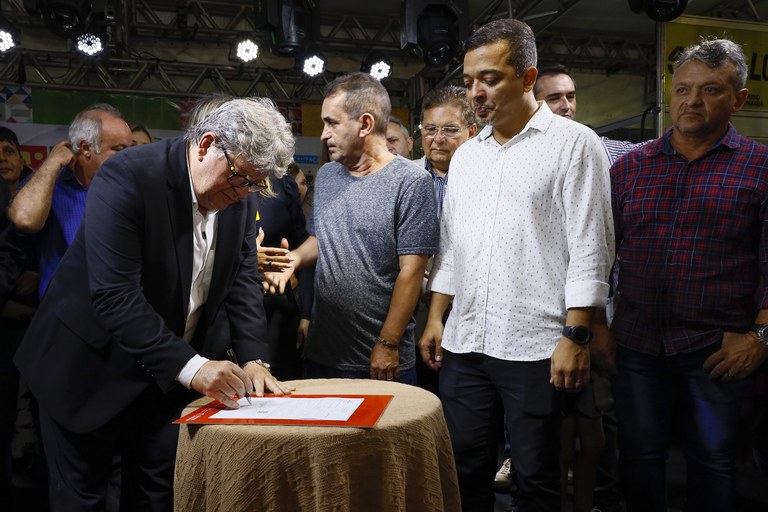 Abertura do Salao de Artesano em CG Foto Francisco França (3).JPG