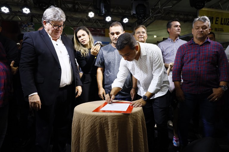 Abertura do Salao de Artesano em CG Foto Francisco França (4).JPG