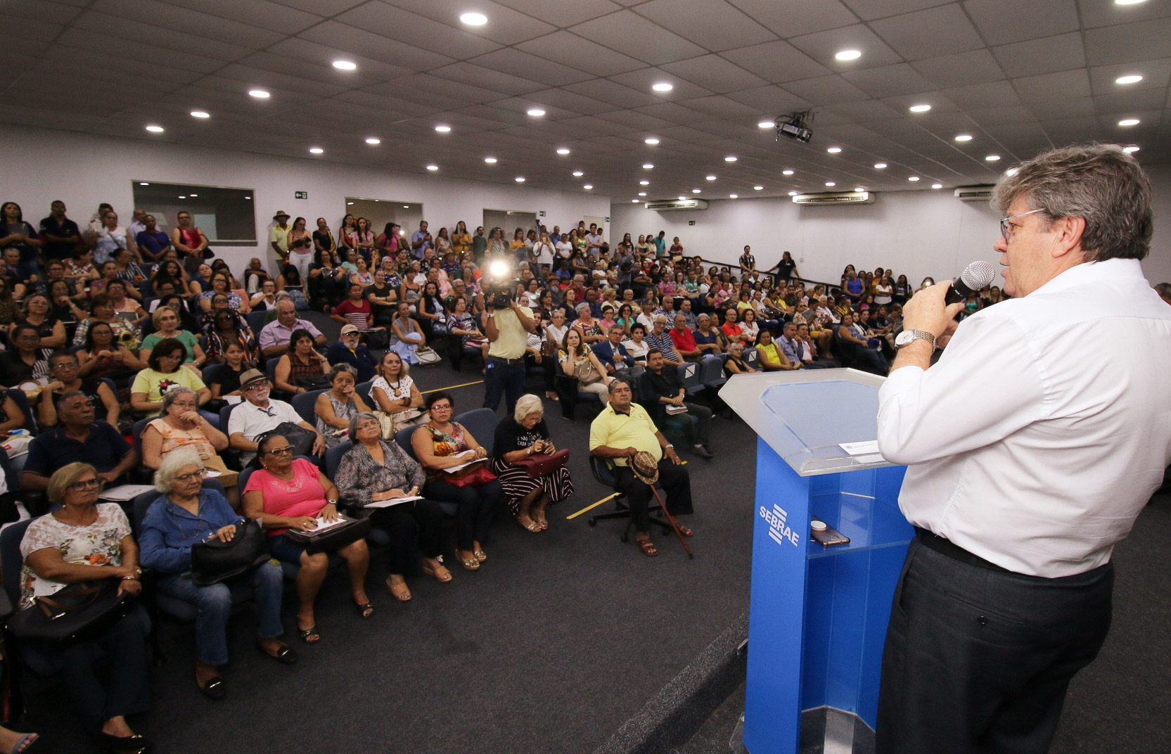 governador joao no seminario paraibano de artesanato_foto francisco franca (8).jpg