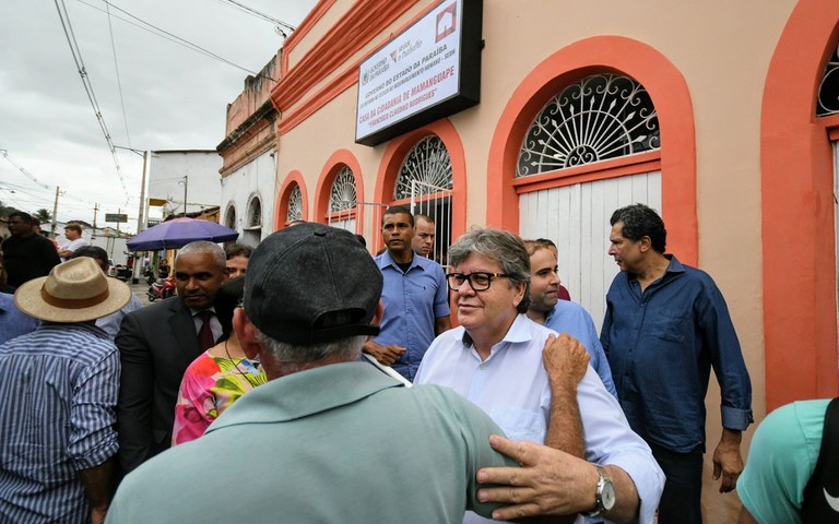 joao entrega de servicos na casa da cidadania em mamanguape foto jose marques (4).JPG