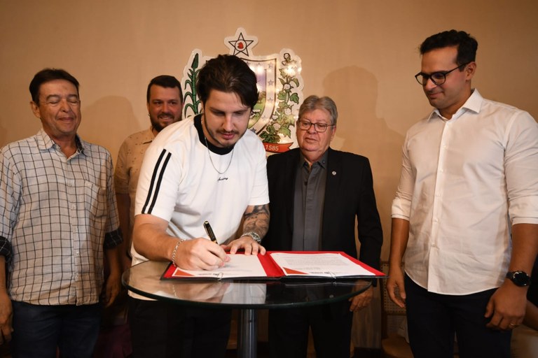 WhatsApp Image 2026-01-21 at 13.38.06-2.jpeg