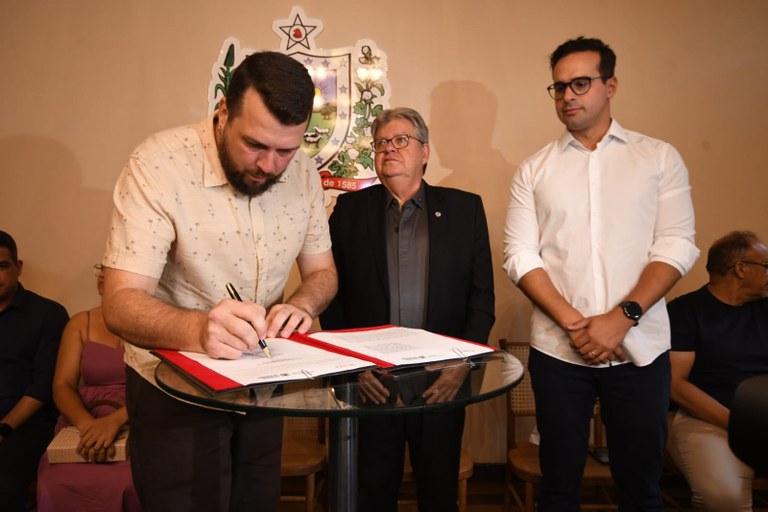 WhatsApp Image 2026-01-21 at 13.38.07-2.jpeg