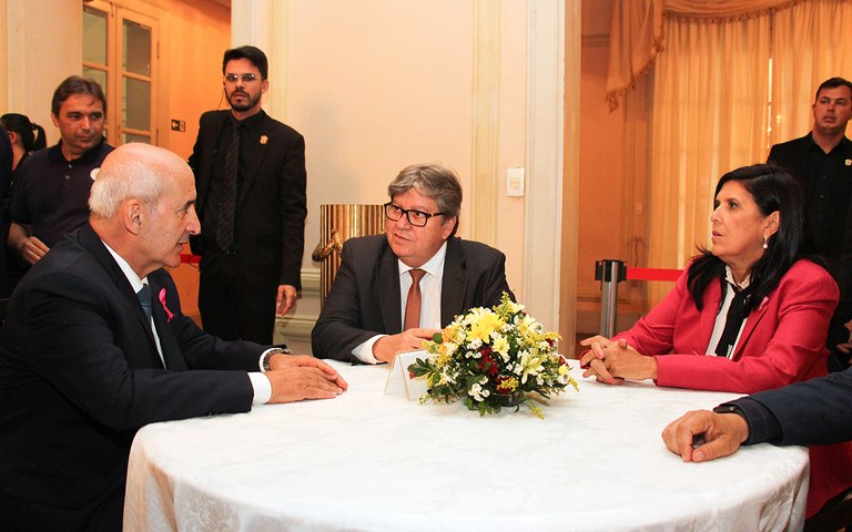 joao recebe ministro general ramos foto francisco franca (34).jpg
