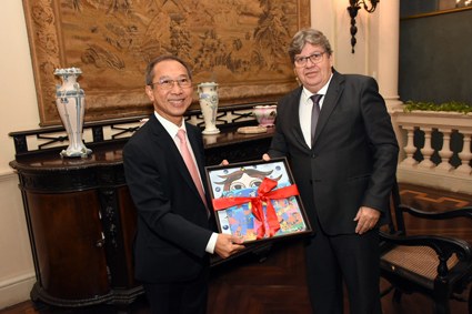 29.03.19 Joao Azevedo_audiência com o embaixador da Tailândia_andre lucio (2)_1.JPG