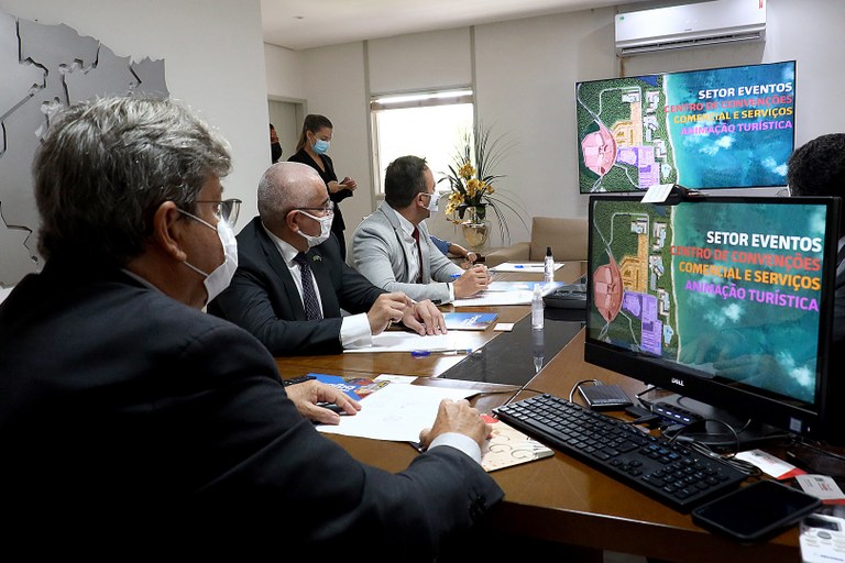 Embaixador do Azerbaijao Sr Elkhan Polukhov Foto Francisco França (12).JPG