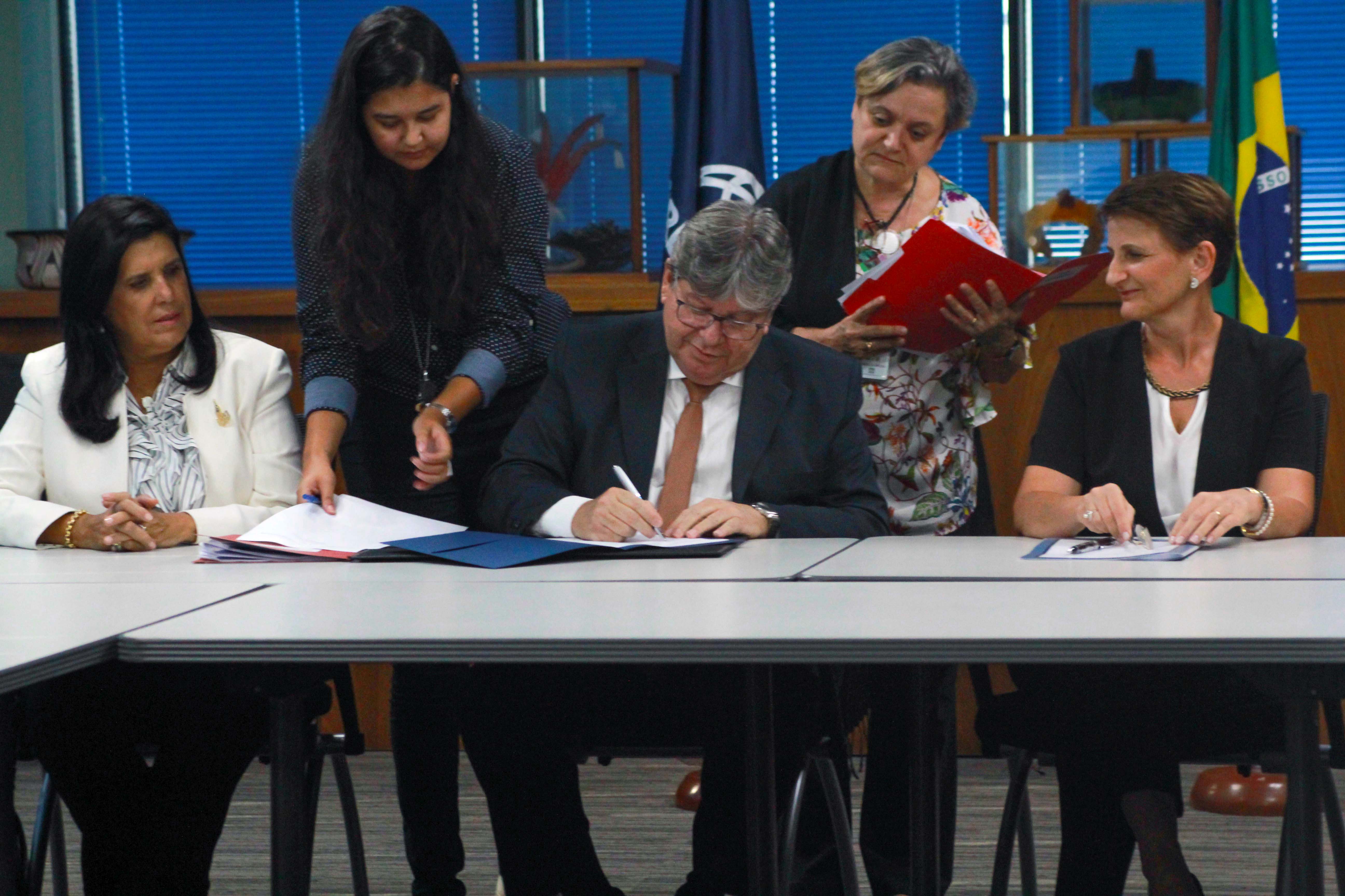 joao reuniao banco mundial em Brasilia foto francisco franca (9).jpg