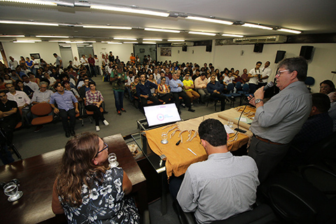 <built-in function id>