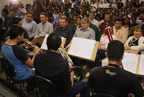 <built-in function id>