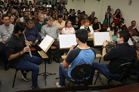 <built-in function id>