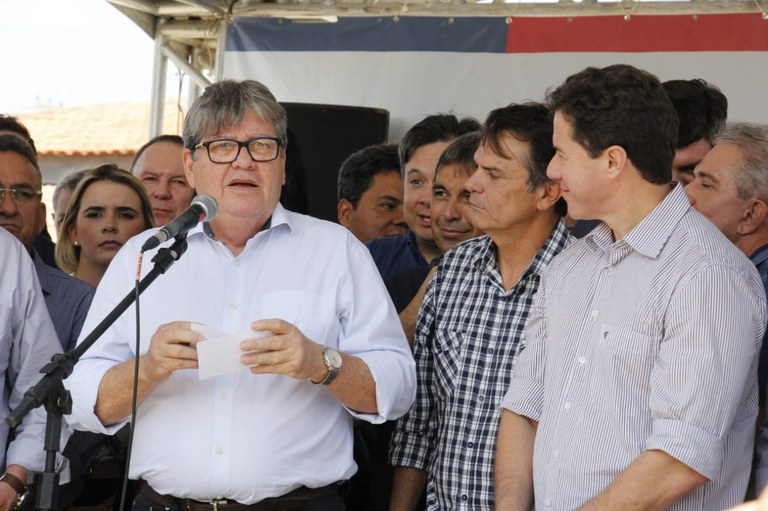 13.09.19 joaoazevedo_assinatura_ordem_servico_estrada_juarezeirinho__fotos francisco franca (11).jpg