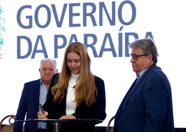 WhatsApp Image 2025-09-08 at 21.13.59-3.jpeg