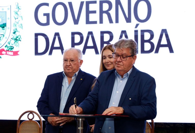 WhatsApp Image 2025-09-08 at 21.14.00-2.jpeg