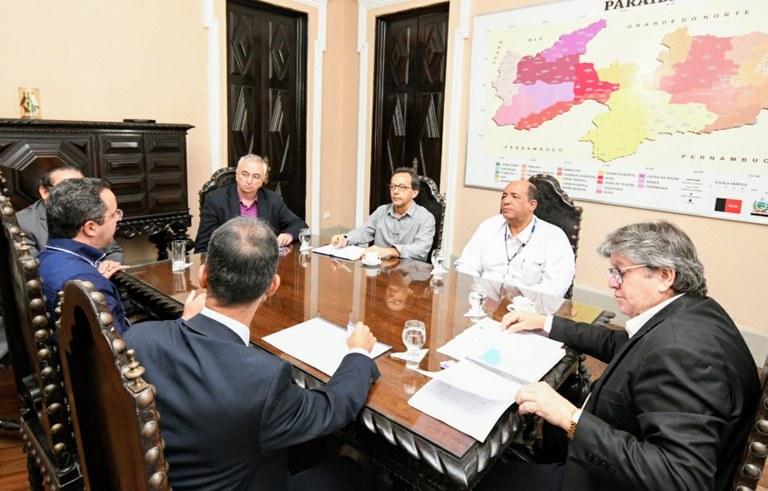 joao reuniao IBGE foto jose marques (2).JPG