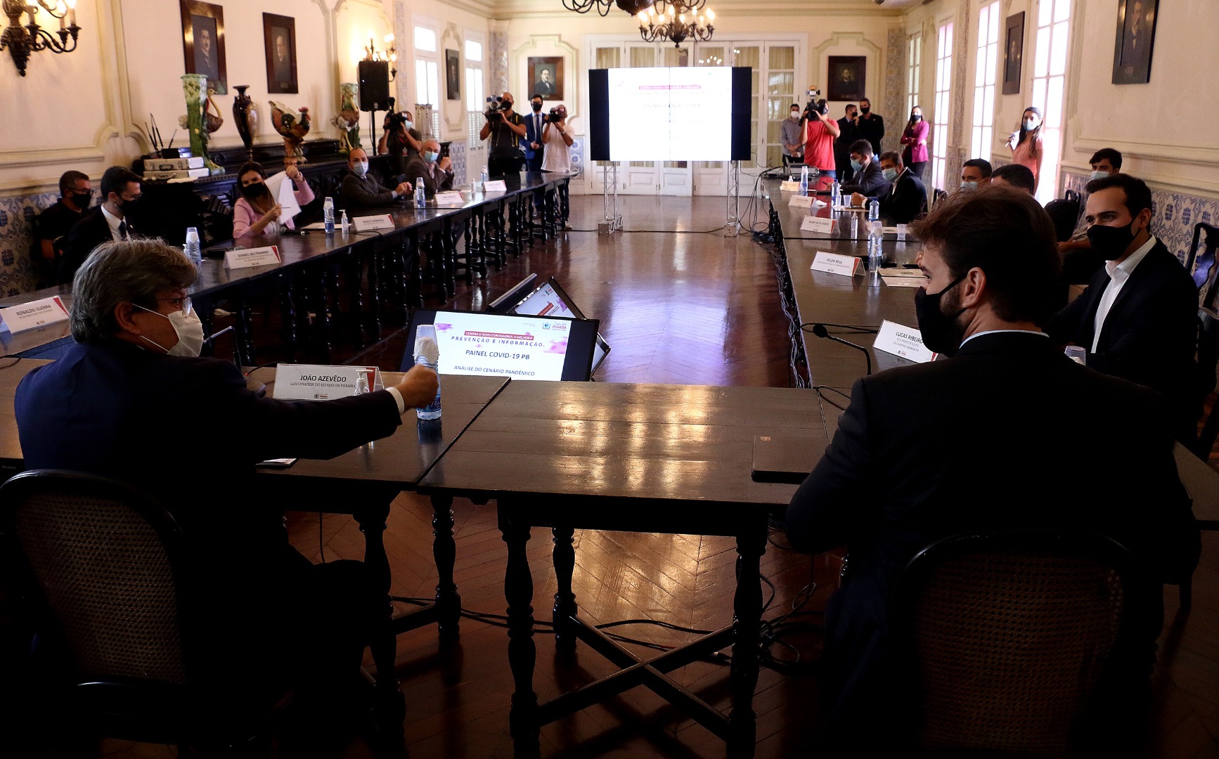 Governador recebe Bruno Cunha Lima Foto Francisco França Secom PB_0003.JPG