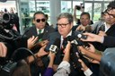 Governador João Azevedo chega ao Centro de Convenções para reunião dos governadores