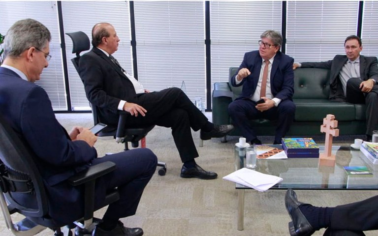 Joao em audiência no TCU (3).jpg