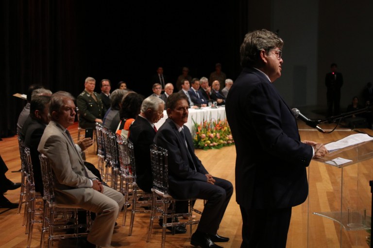 posse-joão azevêdo12 - foto Francisco França.JPG