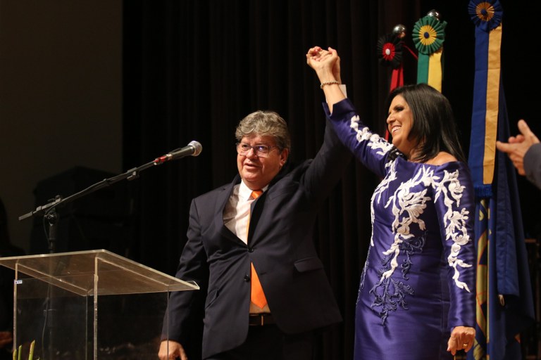 posse-joão azevêdo17 - foto Francisco França.JPG