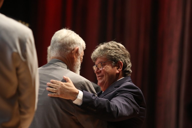 posse-joão azevêdo19 - foto Francisco França.JPG