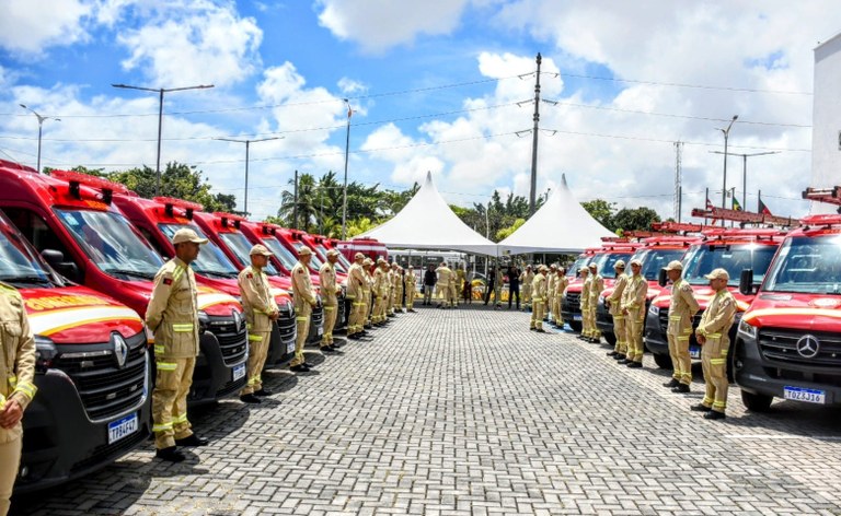 WhatsApp Image 2025-12-05 at 15.04.57-3.jpeg