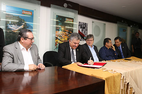 24_04_19 posse de Joao goncalves_foto francisco franca (11).JPG