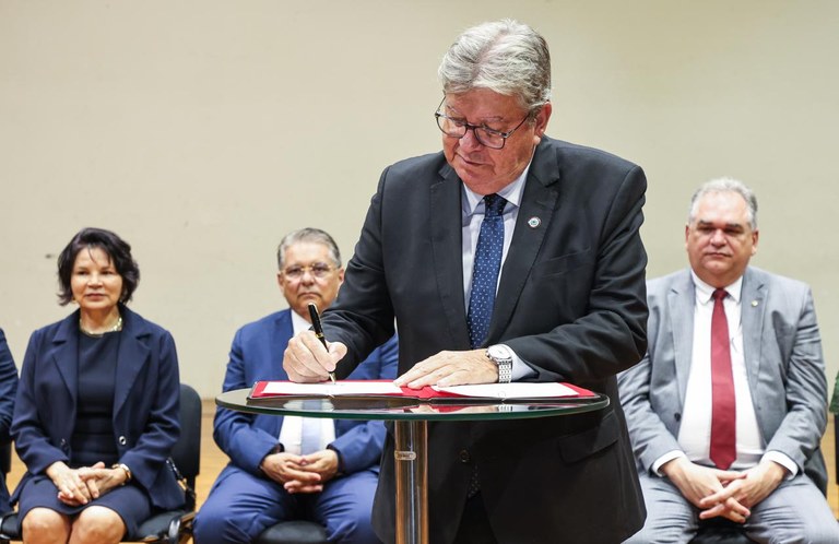 WhatsApp Image 2026-01-20 at 18.41.39-10.jpeg