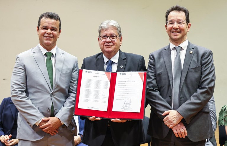 WhatsApp Image 2026-01-20 at 18.41.39-7.jpeg