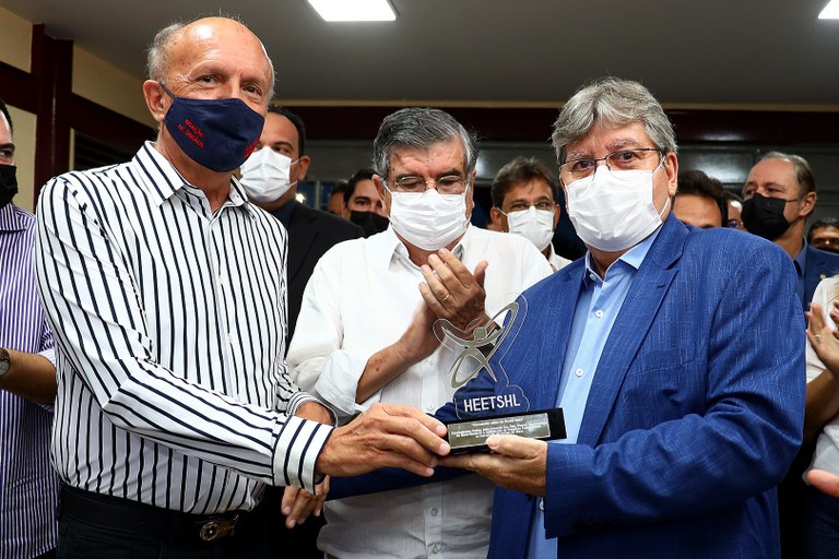 Entrega de Respiradores no Trauma de JP Foto Francisco França Secom PB (7).JPG