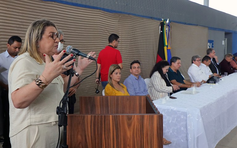 joao cehap entrega de 100 escrituras em rio tinto foto francisco franca (18).JPG