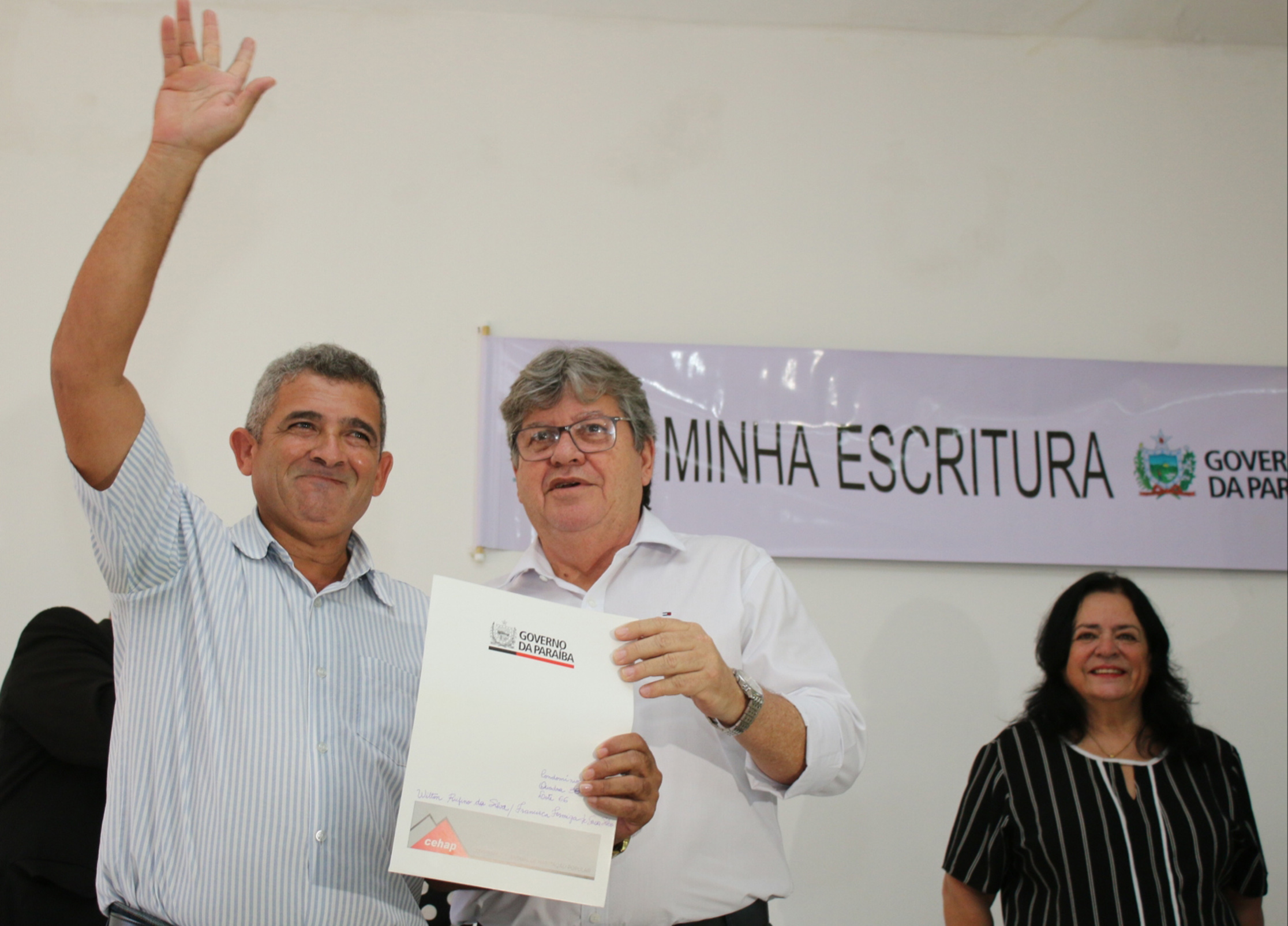 entrega escrituras_cinjunto jose mariz_foto francisco franca (8).jpg