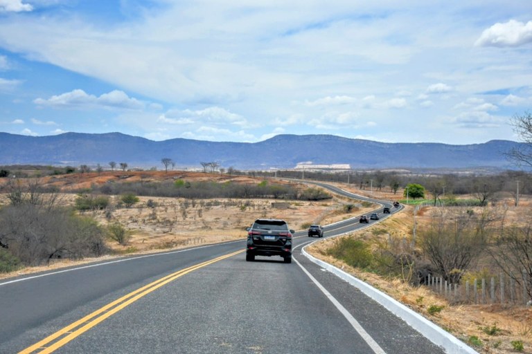 WhatsApp Image 2025-12-08 at 15.34.00.jpeg