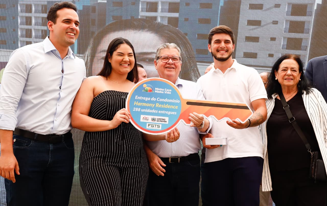 WhatsApp Image 2025-10-13 at 15.50.33-3.jpeg