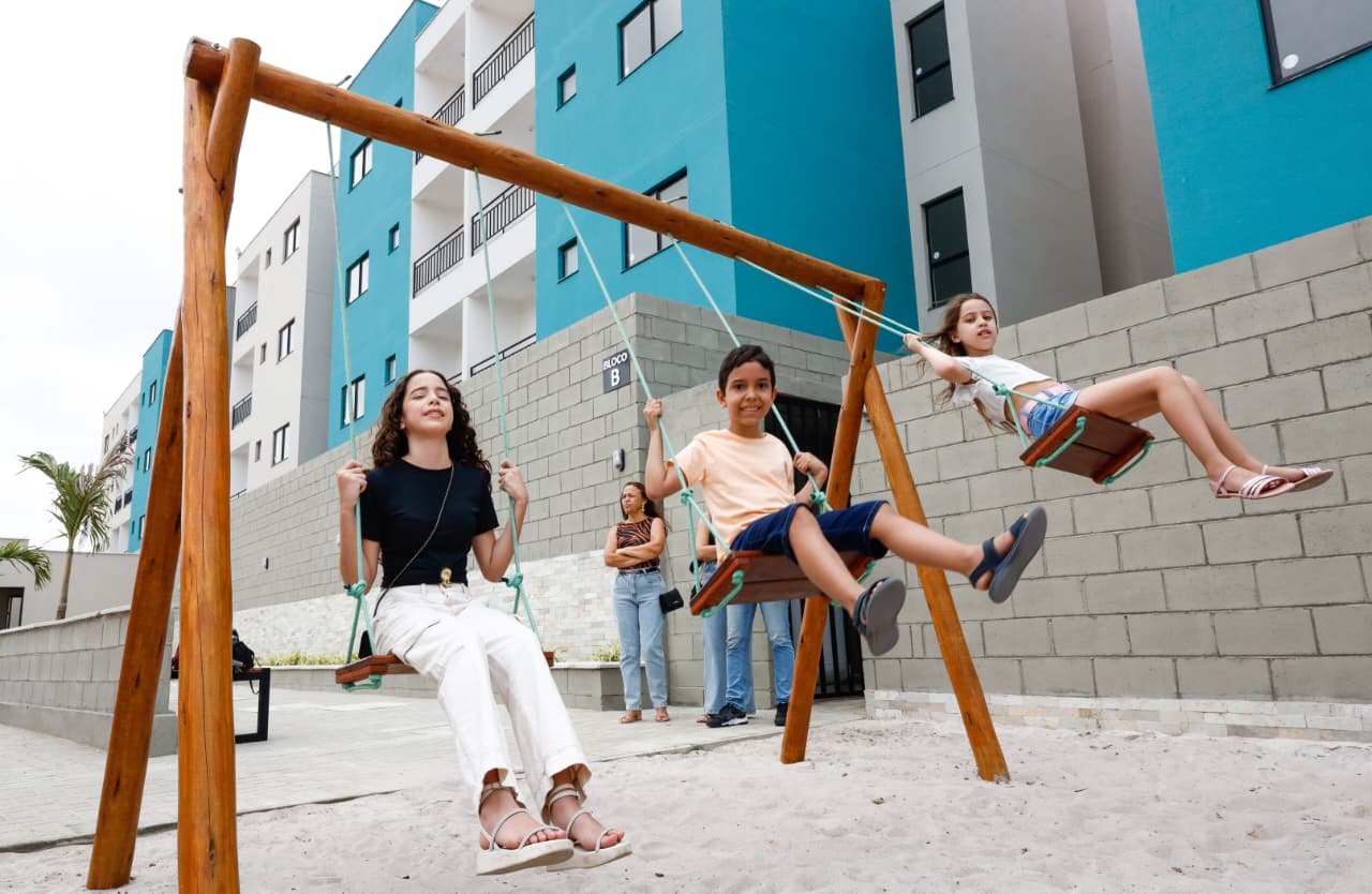 WhatsApp Image 2025-10-13 at 15.51.46-2.jpeg