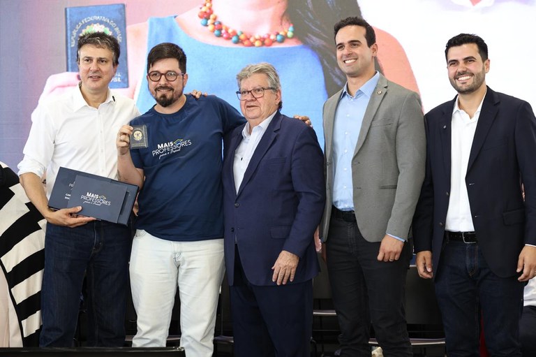 WhatsApp Image 2025-12-16 at 15.05.33.jpeg