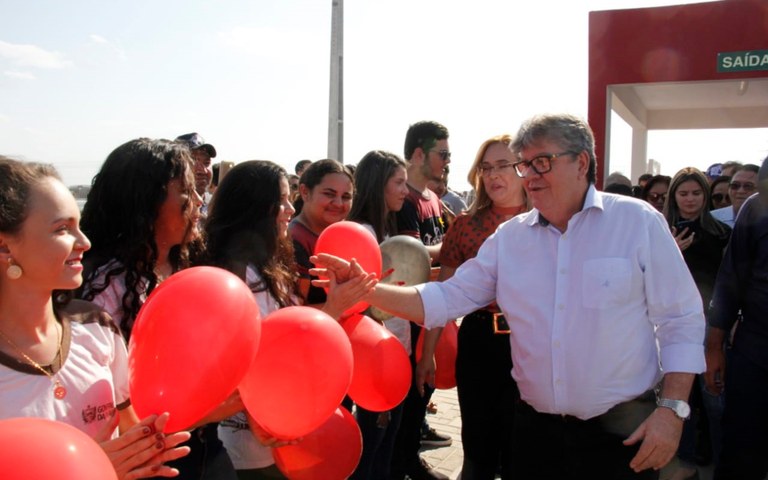 joao entrega desalinizador e escola em santo andre foto francisco franca 11.jpg
