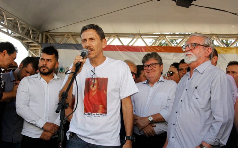 joao entrega desalinizador e escola em santo andre foto francisco franca 2.jpg