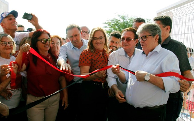 joao entrega escola e desalinizador em santo andre foto francisco franca 20.jpg