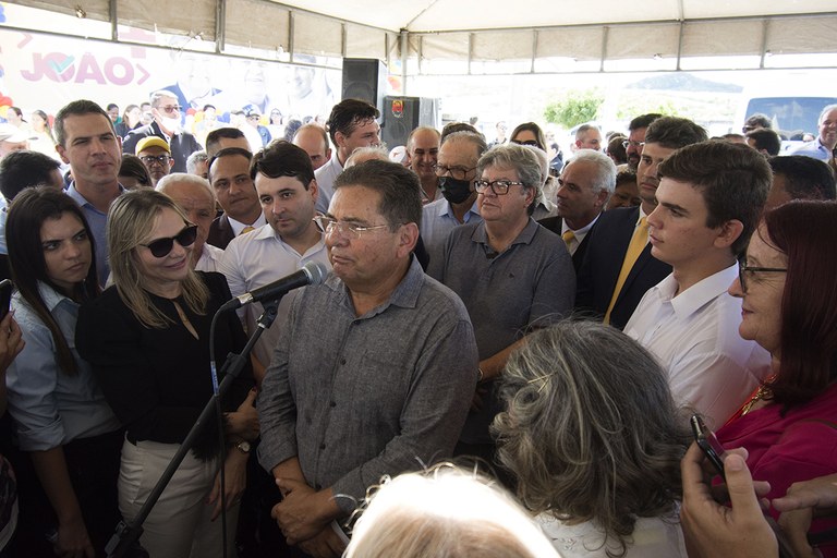 Inauguração de Escola e Piancó (16).JPG
