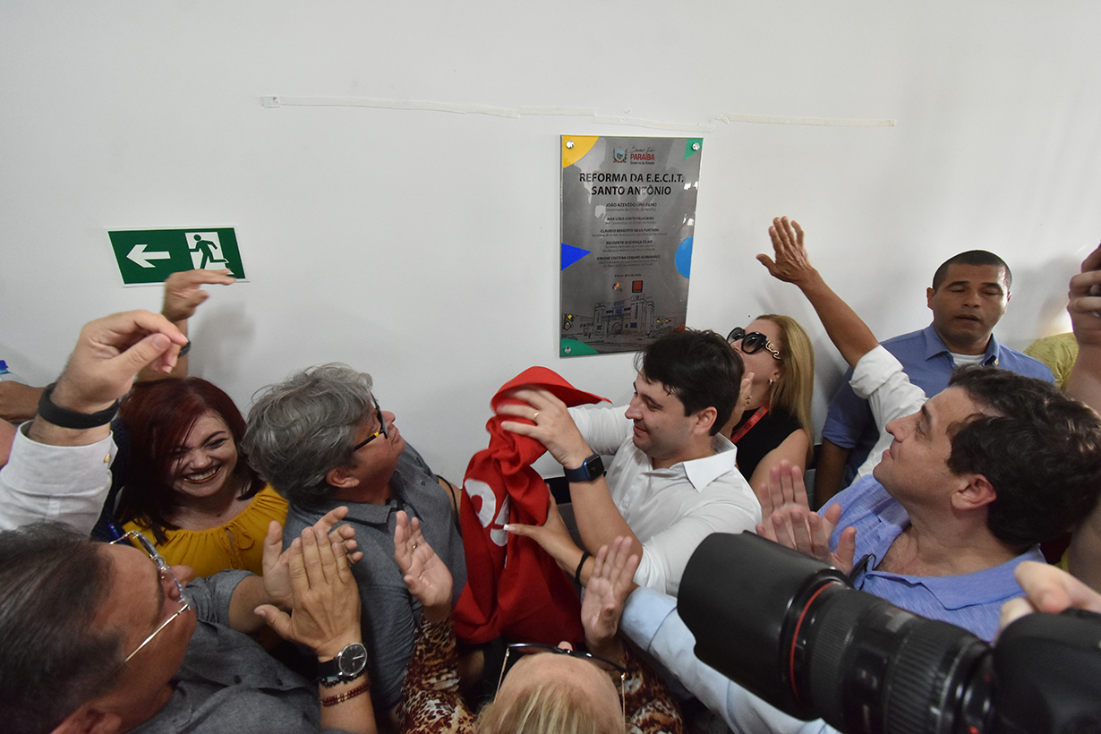 Inauguração de Escola e Piancó (34).JPG
