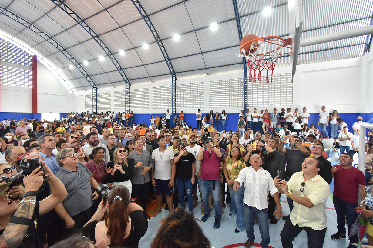 Inauguração de Escola e Piancó (42).JPG