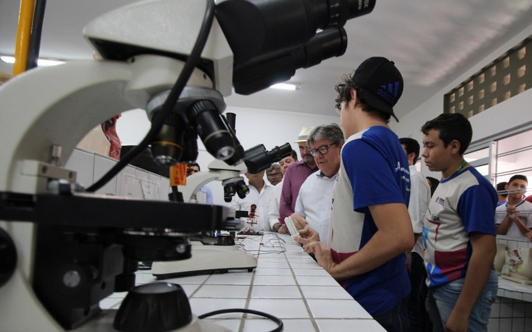 joao inaugura ecit prof crispim coelho foto francisco franca (21).jpg