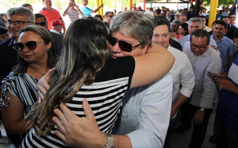joao inaugura ecit prof crispim coelho foto francisco franca (6).jpg