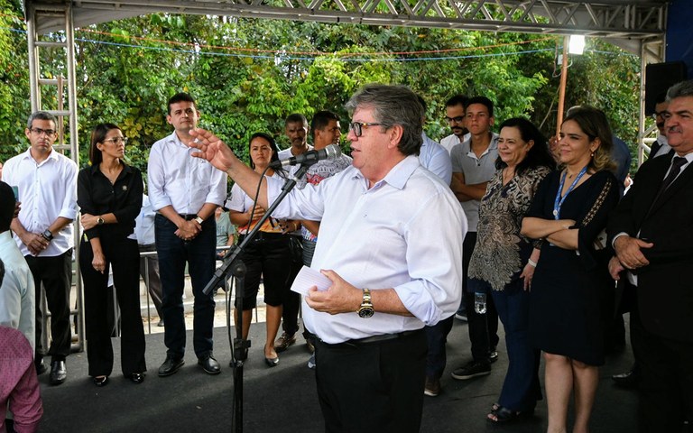 joao entrega conjunto habitacional em jp foto jose marques (19).JPG