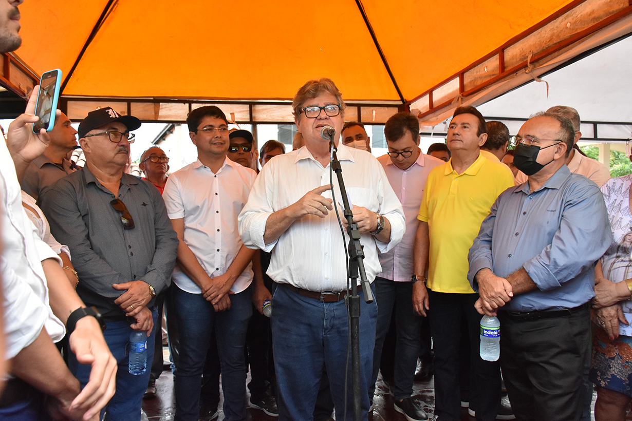 Governador inaugura Travesia Urbana (16).JPG