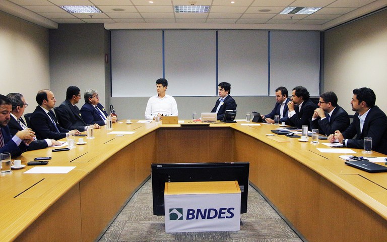 joao brasilia assinatura de cooperacao tecnica com bndes (11).JPG