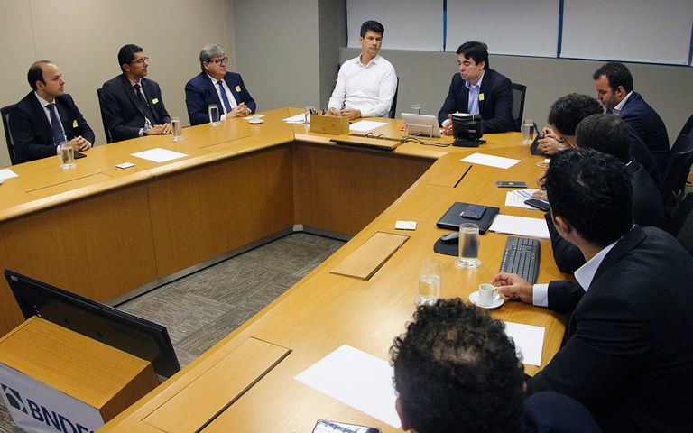 joao brasilia assinatura de cooperacao tecnica com bndes (8).JPG